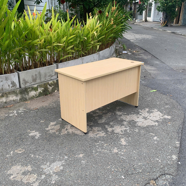 Bàn làm việc hoà phát 1m2 x 60cm