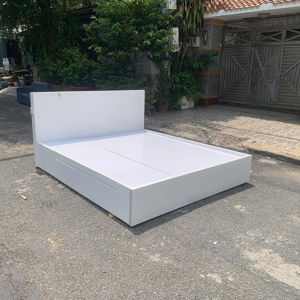 giường ngủ 1m8 4 hộc tủ
